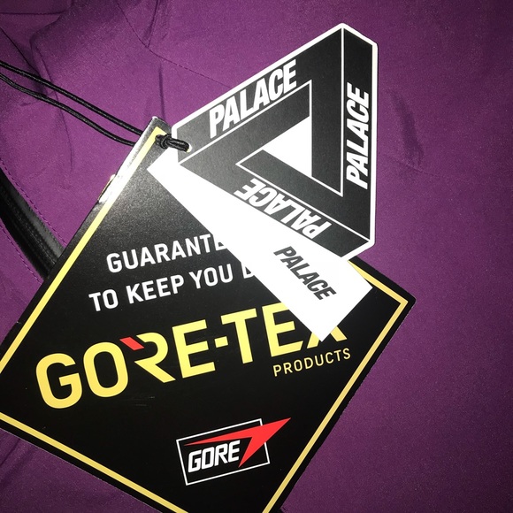 Palace Gore Tex (trades welcome) - Picture 3 of 7